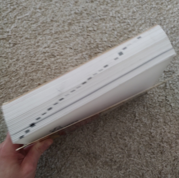 2005 Strong's Bible Concordance - Picture 4 of 5